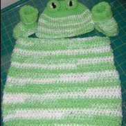 Crochet Frog Cocoon