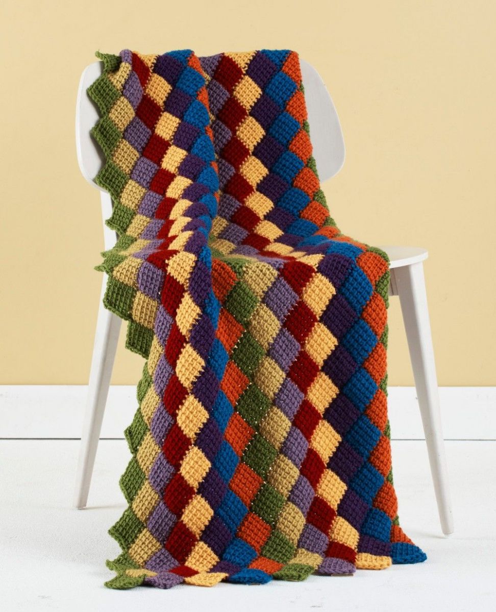 New Blanket on the Hook! Entrelac Tunisian Crochet WIP : r/CrochetBlankets